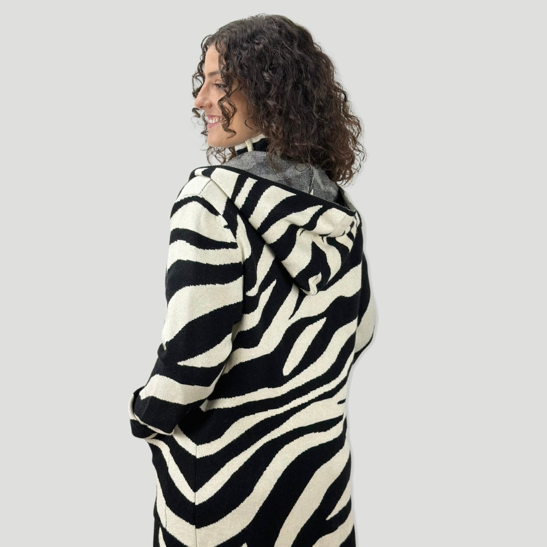 Chaqueta larga animal print | R.8035 | Crudo y negro